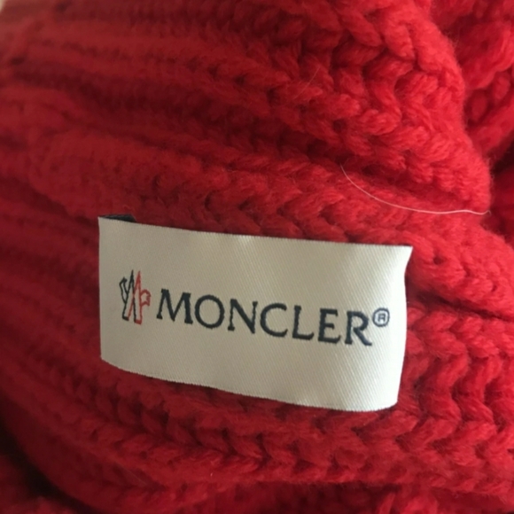 Moncler Red Wool Hat - Picture 4 of 4